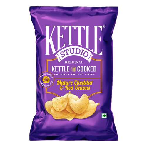 Чипсы KETTLE STUDIO original с сыром Чеддер и красным луком 120г в ВкусВилл